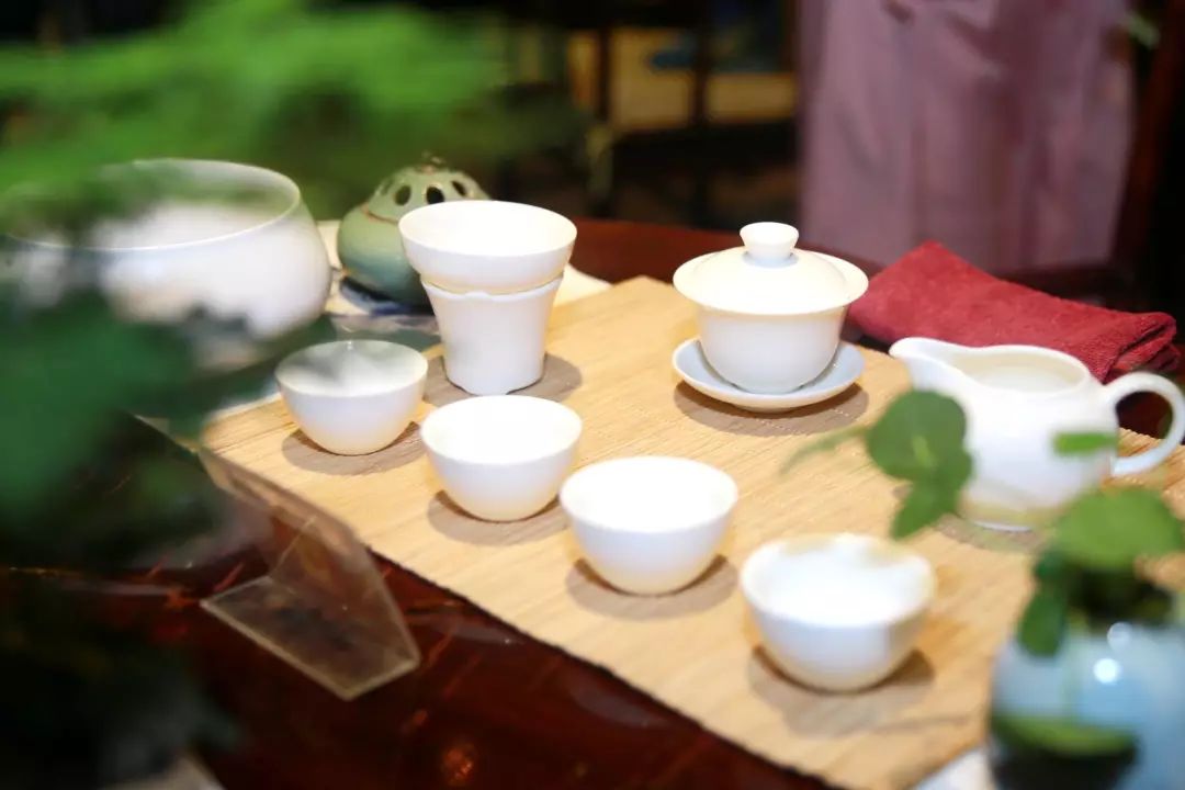 香洲茶艺师过招这样注入灵魂的喝茶方式来试试吗