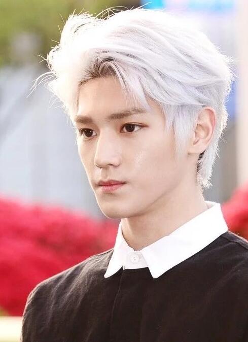 为白发造型漂染10次,能无死角抗住任何发色,他的神颜这么能打?