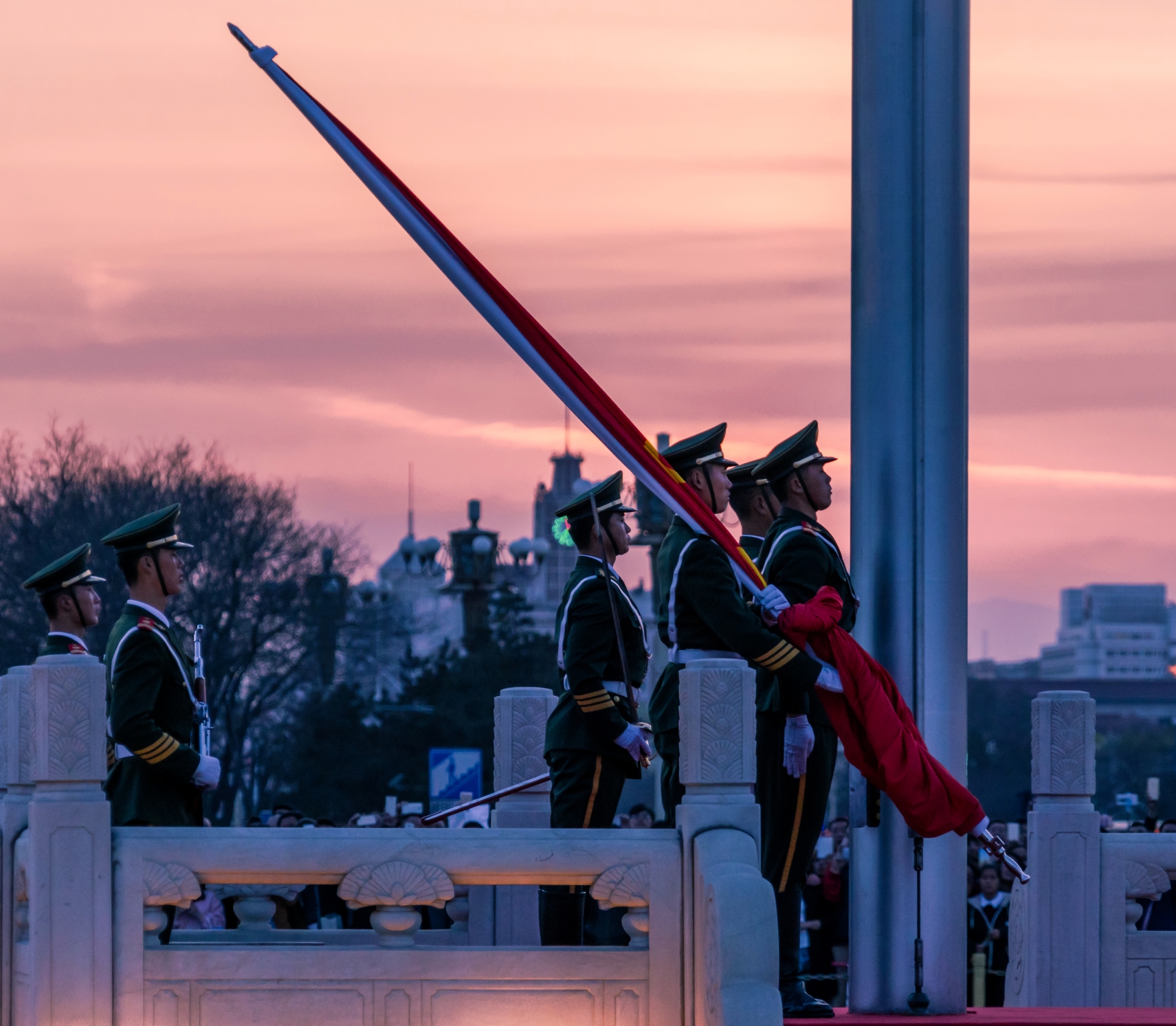 北京天安门降旗仪式