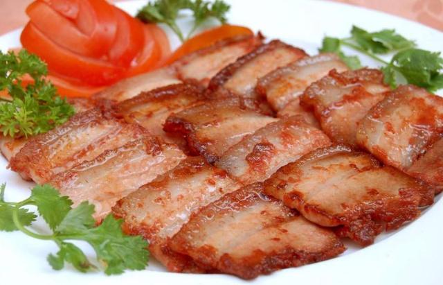 大厨教你制作咸香酥脆的五花肉,麻辣过瘾