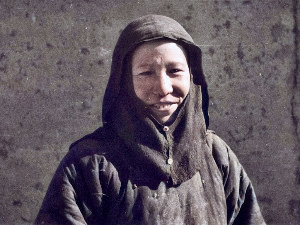 青海循化1933年彼时的当地女子