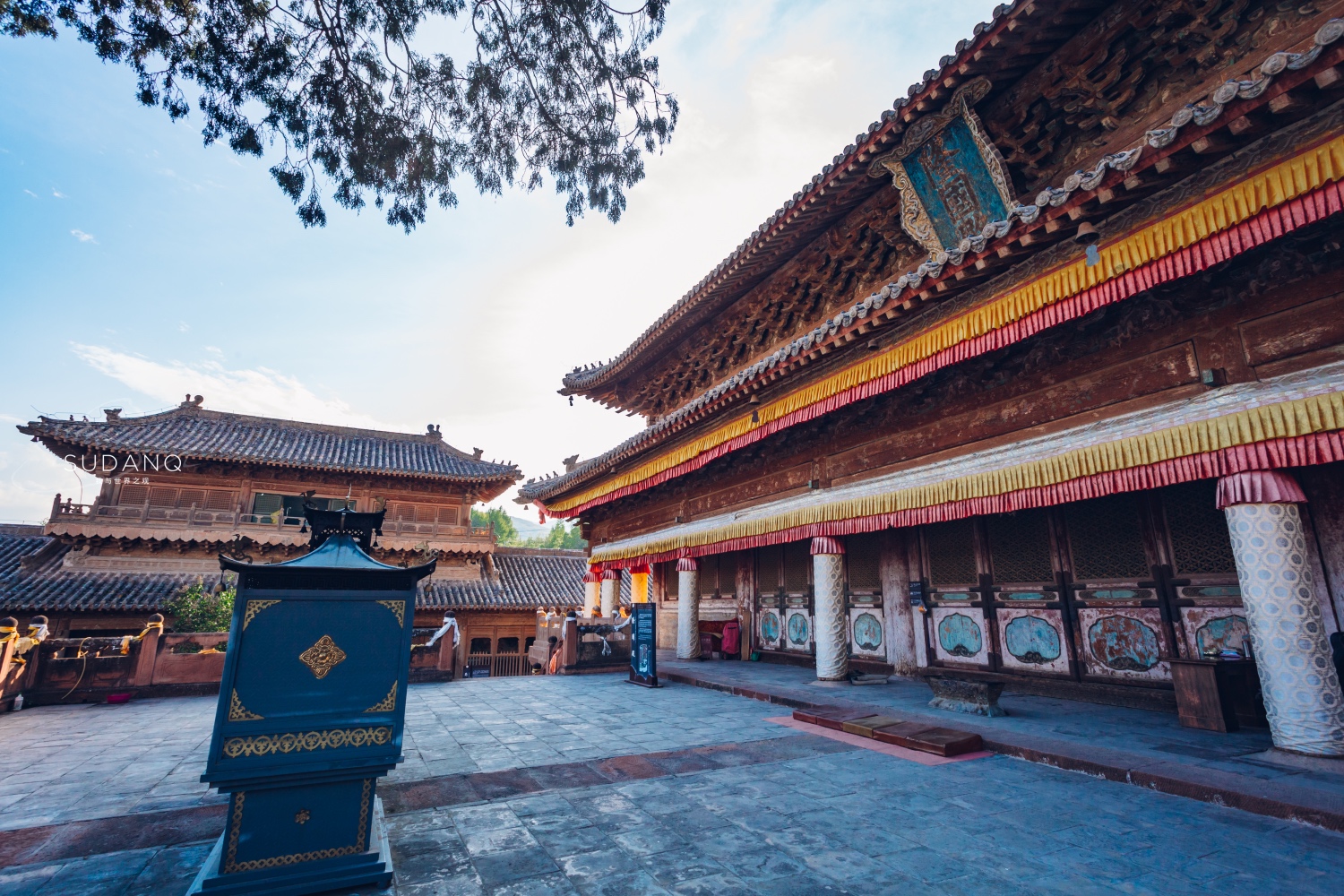 青海唯一一座明代官式群组建筑仿北京故宫修建迄今600余年