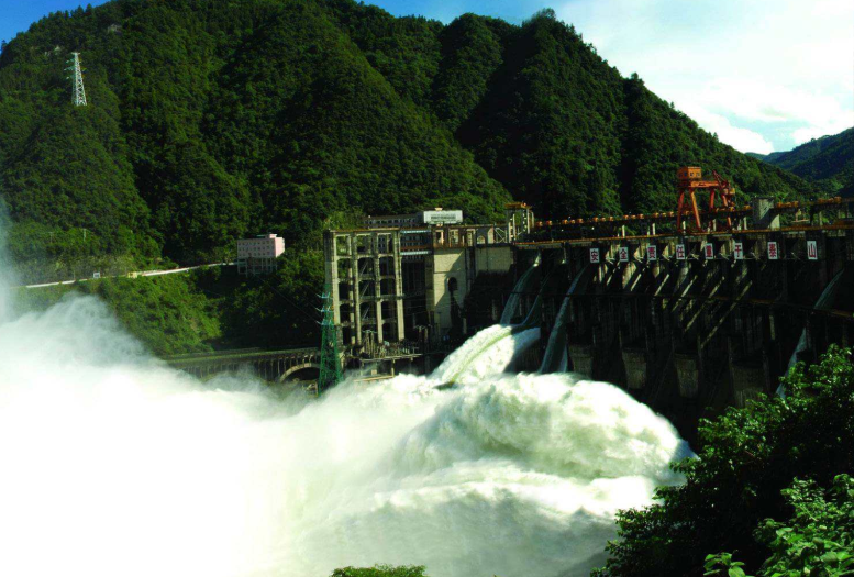 湖南一座空腹坝,昔日全国十大战备电站之一,耗费9年建造!