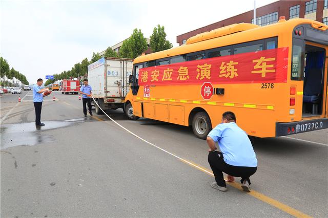 临沂市临港区举行校车道路交通事故应急演练