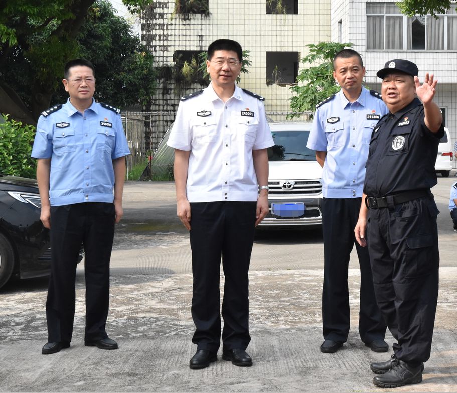 毕洪波寄语清新公安:全警动员,全力以赴坚决打赢国庆70周年安保攻坚战