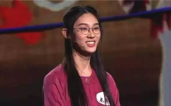 武亦姝低调入学网友这高度实在是太显眼想低调实力不允许