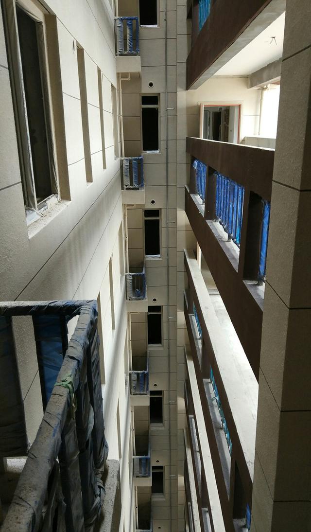 三梯六户连廊房图片