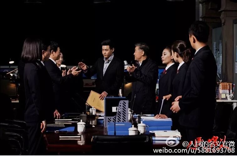 升职加薪靠它了如何帮领导拍出满意的工作照