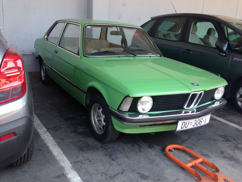 突然发现那些上了年纪却依旧精神矍铄的老车帅到爆