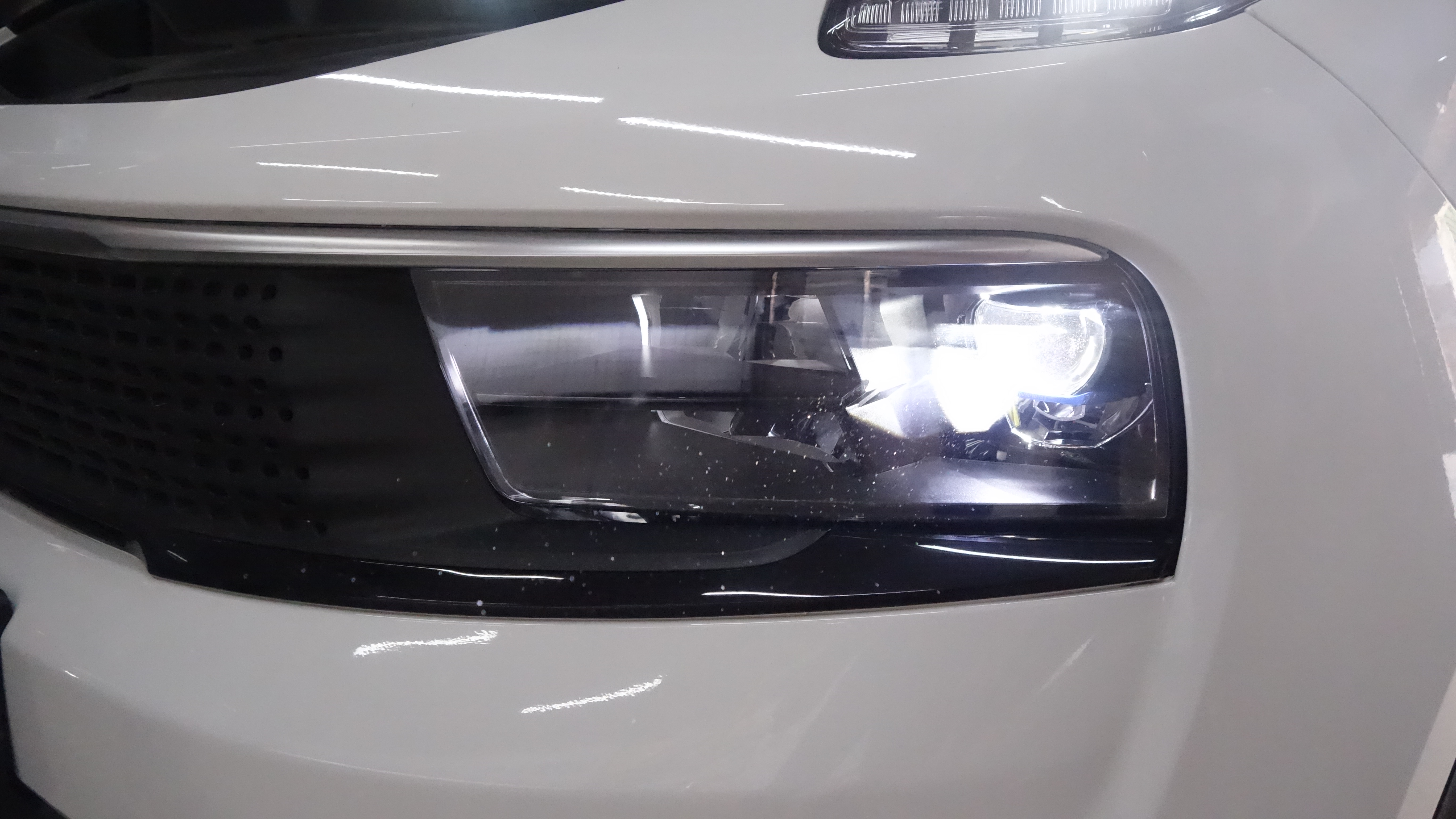 领克01大灯透镜改装激光led双光透镜