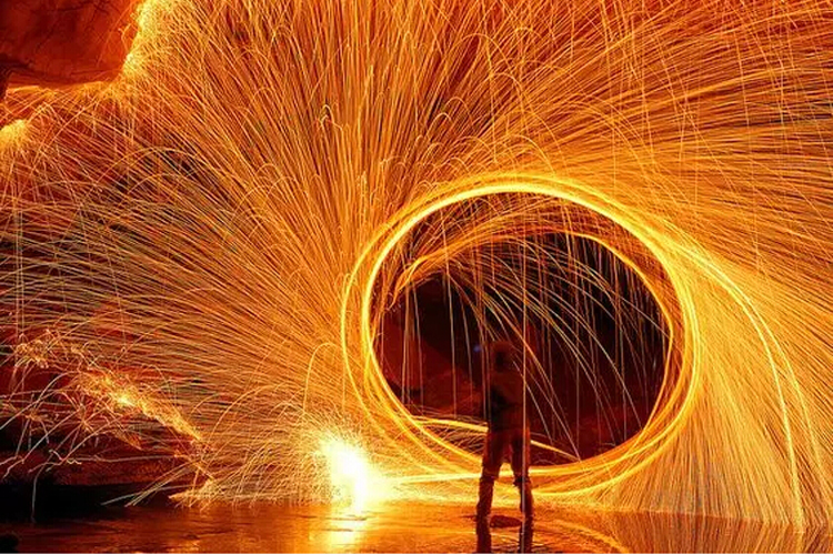 豫非遗河南省非物质文化遗产之打铁花