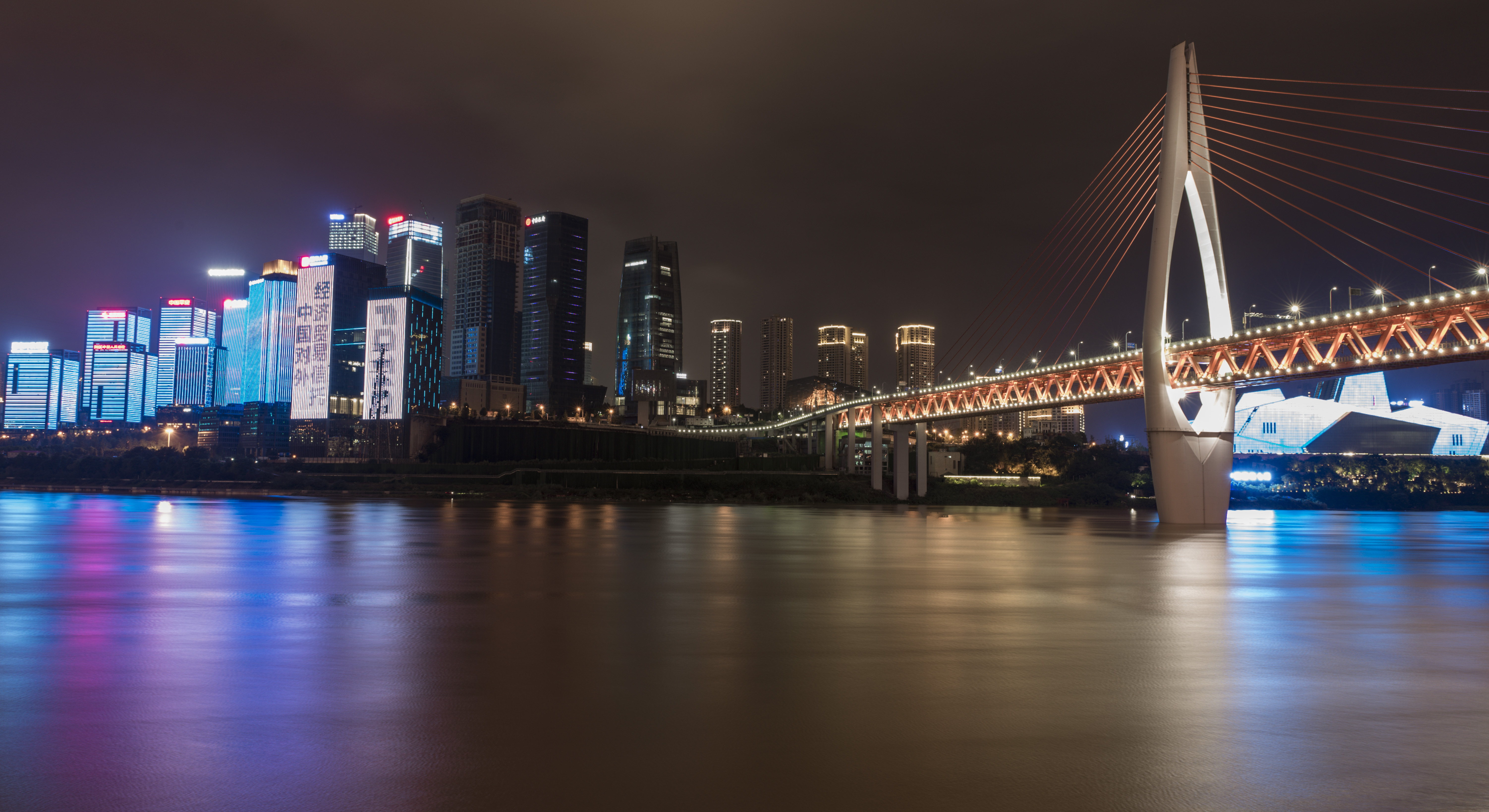 我国人口最多的城市面积与韩国相近经济在全国仅次于北上广深