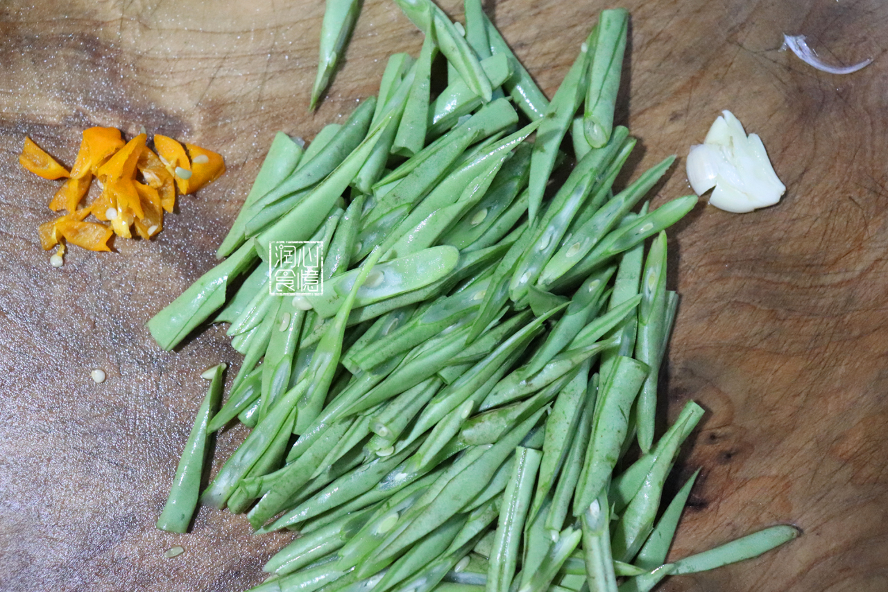 "天然健骨菜"原来是它,隔三差五吃点,腿脚有力,上5楼不费劲