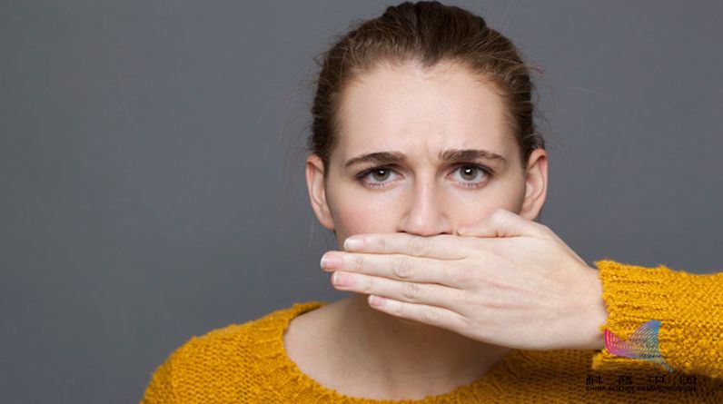 「人民日报」「提醒」天天刷牙为啥还口臭？终于找到原因，预防其实很简单