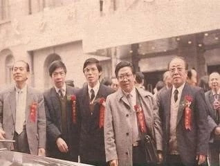 中国质量万里行@又一网贷平台倒下！称：不甩锅、不跑路、不失联 3天后却主动投案