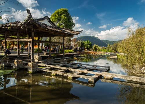 21个云南省特色小镇获授牌腾冲和顺古镇在列