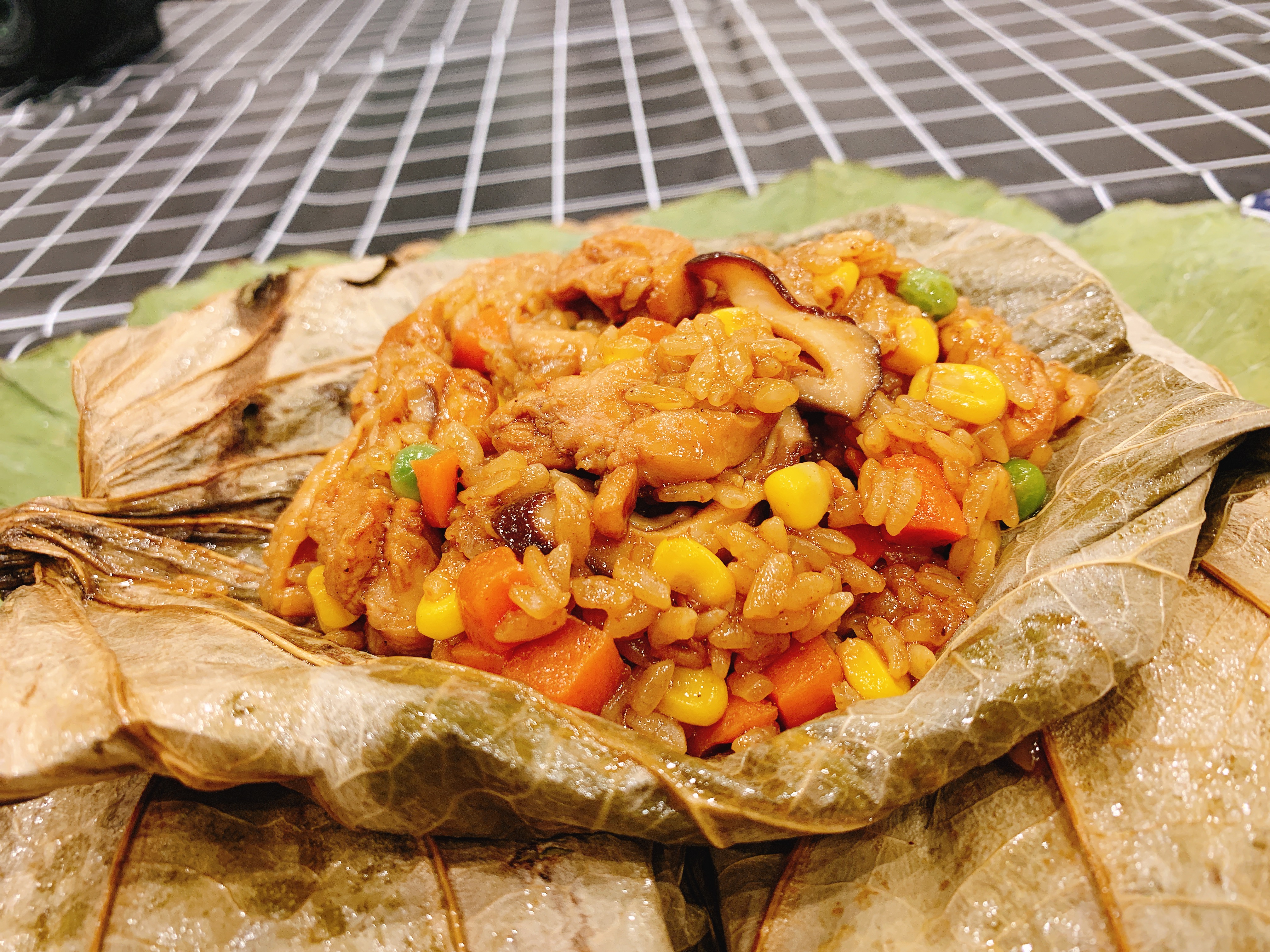 中秋家宴要吃啥轻食版荷叶糯米鸡鲜美营养又好吃