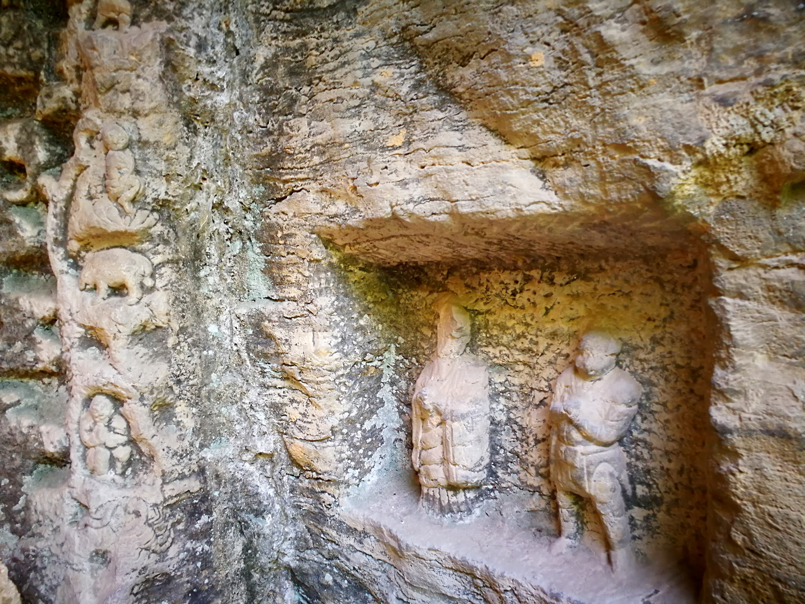 隋唐时期的摩崖石刻造像,深藏济南长清的山沟里,历经千年无人识
