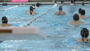 [环球时报]美国青少年运动员因泳衣“露出太多臀部”被取消资格