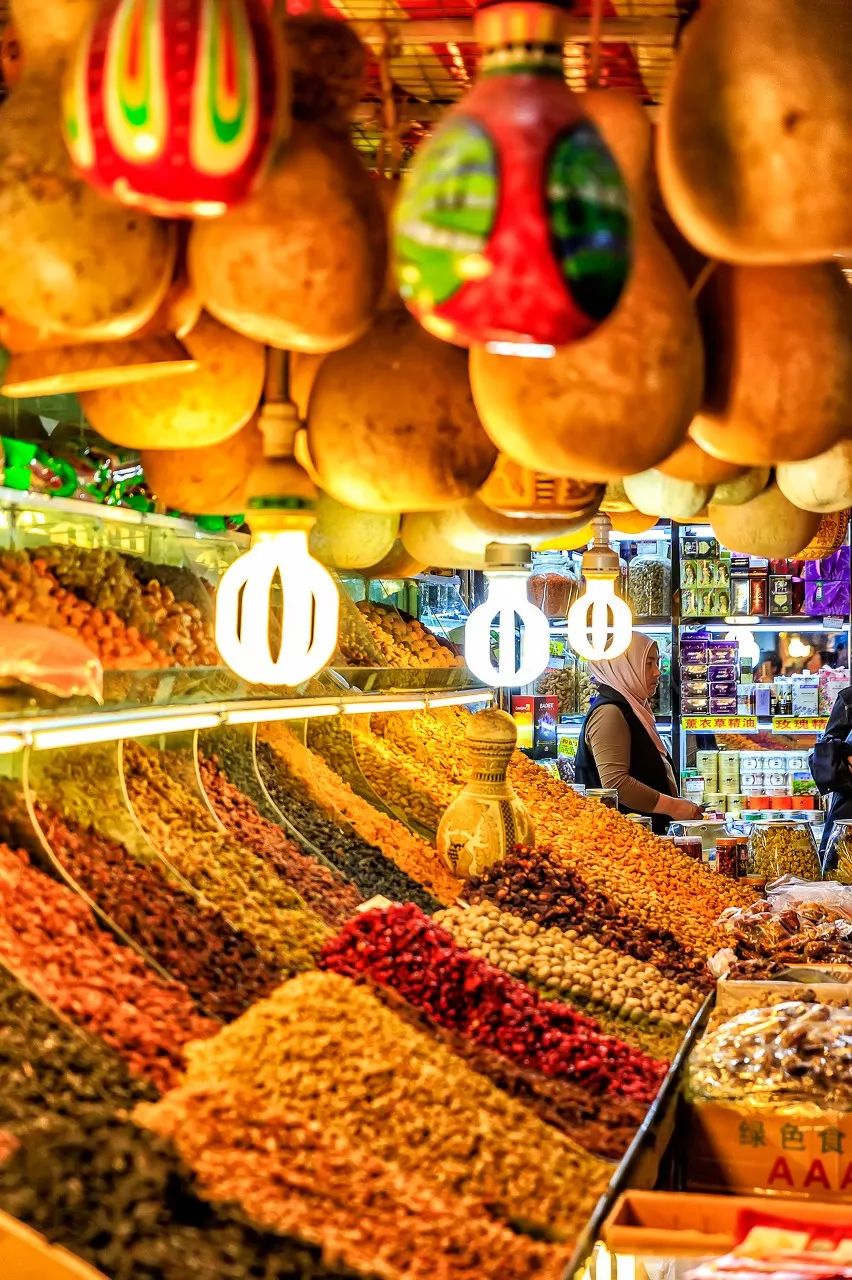 【背包旅行】这条史上最绚烂的自驾线路，藏着中国最美的秋天