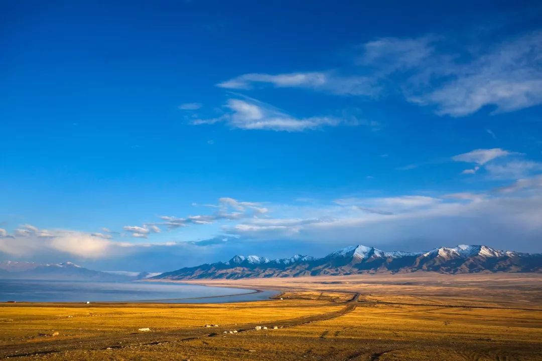 【背包旅行】这条史上最绚烂的自驾线路，藏着中国最美的秋天