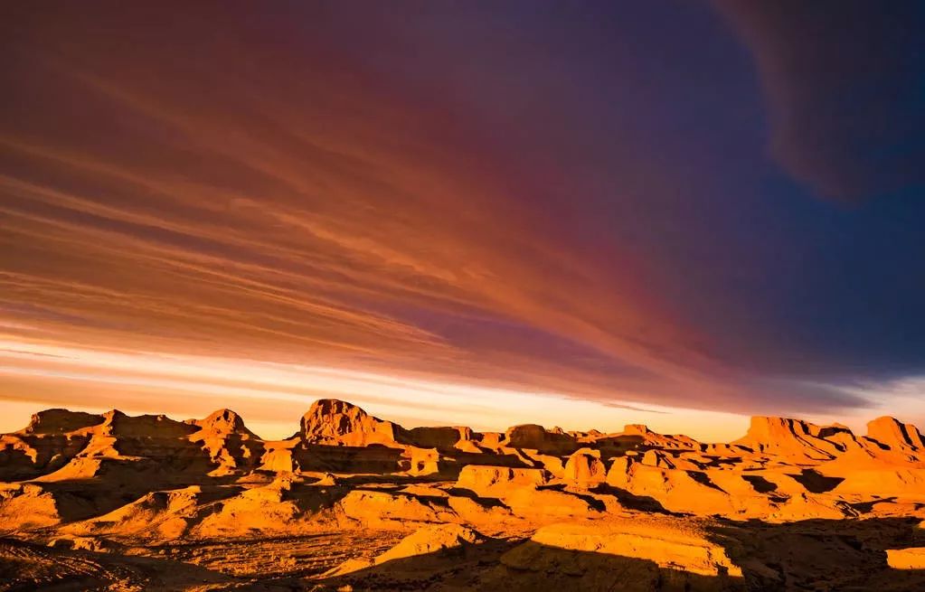 【背包旅行】这条史上最绚烂的自驾线路，藏着中国最美的秋天