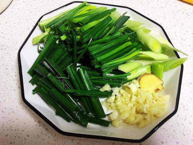 「米妈美食记」中秋吃它正肥美，30块钱1斤，简单一炒特鲜美，高营养又解馋