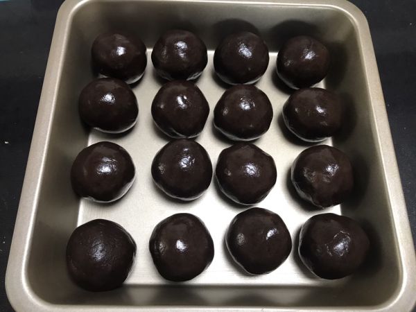 「美食熊猫」红豆沙月饼最详细的步骤！色泽金黄，口感丰富，配方和做法齐全