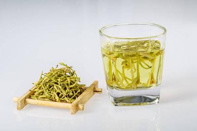 #快速问医生#嗓子发炎吃什么好，早知道六种茶，早缓解