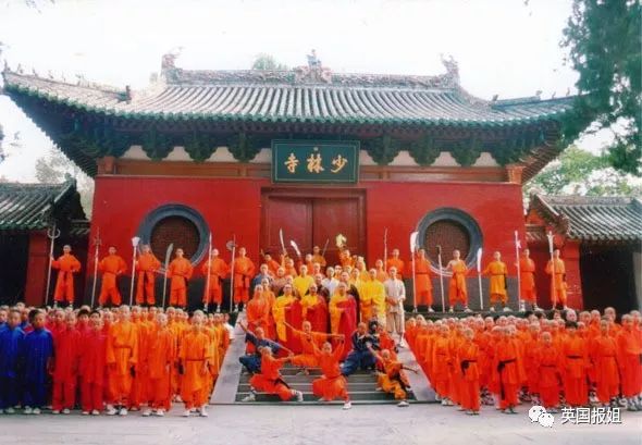 英国报姐■这群外国人在少林寺学完功夫，回国都没人敢惹了……