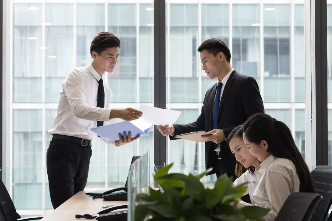 直话职说不想职场工作提心吊胆做好这三件事保你前程无忧