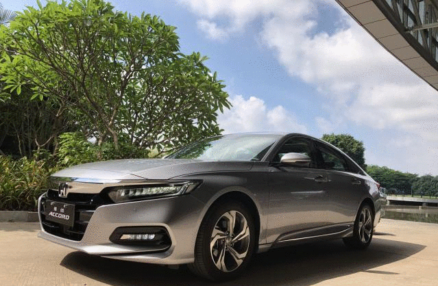 【中国质量万里行】雅阁、凯美瑞和天籁谁换代最成功？一个加价卖断货，一个却卖不动