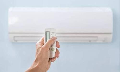 中国质量万里行@股价大跌90%, 空调巨头跌落神坛沦为仙股，为求生半年2次“卖血”