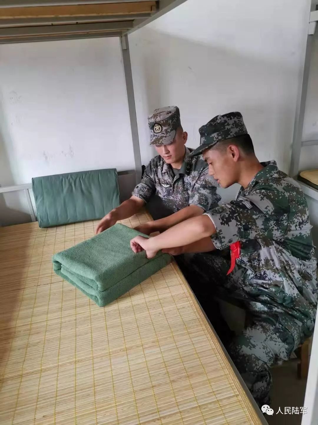 「人民陆军」给新兵家长捎个信，您孩子的新家很温暖