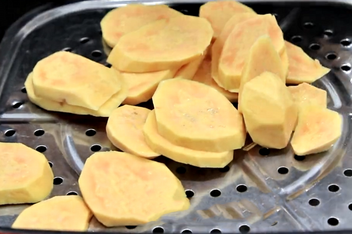 【豆弟煮】天凉后多给家人做此面食，香甜软糯，营养好吃还暖胃，孩子超爱吃