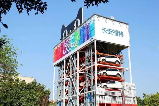 #AutoLab#来看看国外街头的汽车自动售货机，买车就像买可乐