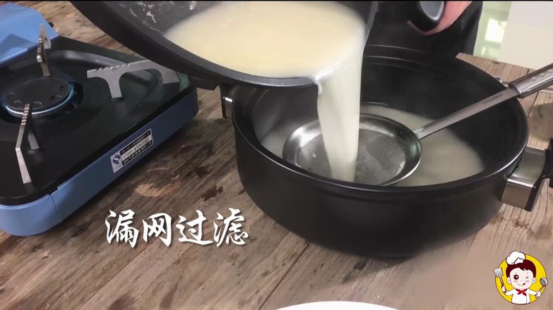 美食杰一食一刻■爱吃鱼的小可爱要注意了，教你一招，鱼刺卡喉咙里，让它自己出来