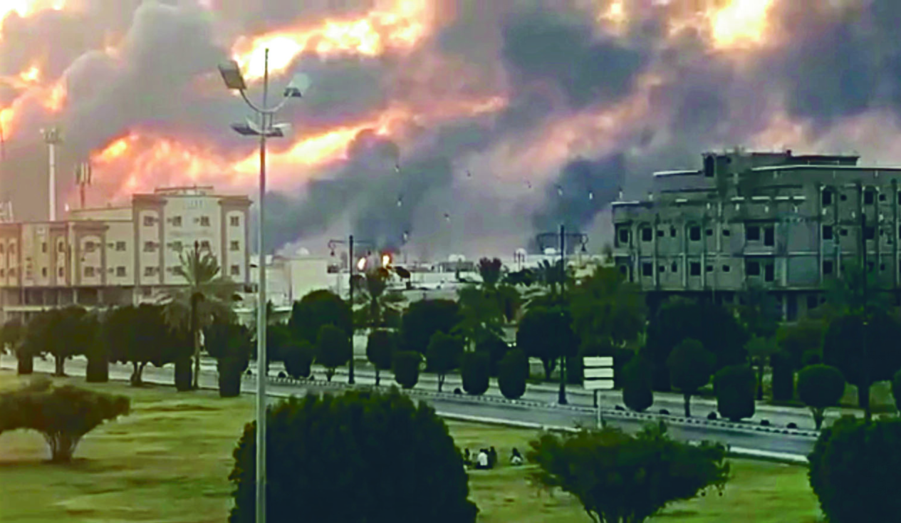 #兵器次元#伊朗发射巡航导弹，美国盟友境内一片火海，白宫终于找到开战借口