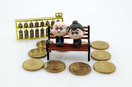#经济日报#医养结合发展再迎政策利好 让老人不再奔波于家与医院