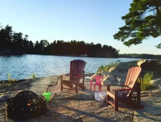 【半岛晨报】女子买下网红小岛度假遇袭！凶手竟然是……