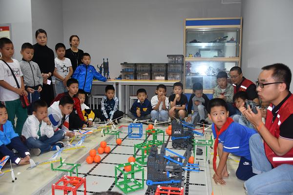 #陕西科技传媒#渭南举办航空飞行体验网络直播活动