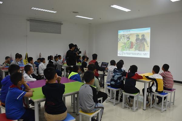 #陕西科技传媒#渭南举办航空飞行体验网络直播活动