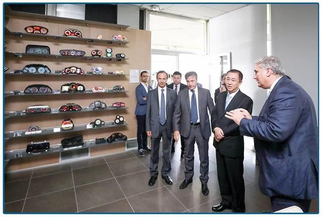 许家印参观考察马瑞利