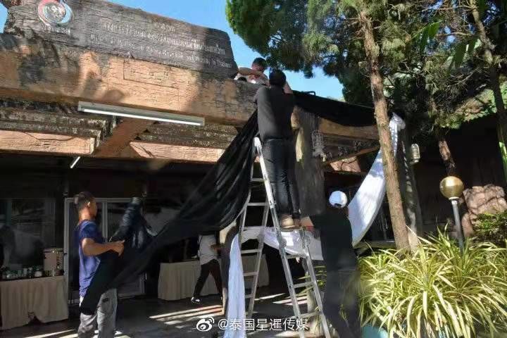 荔枝新闻■泰媒称清迈动物园将为大熊猫创创举行追悼会，粉丝追忆很“护妻”