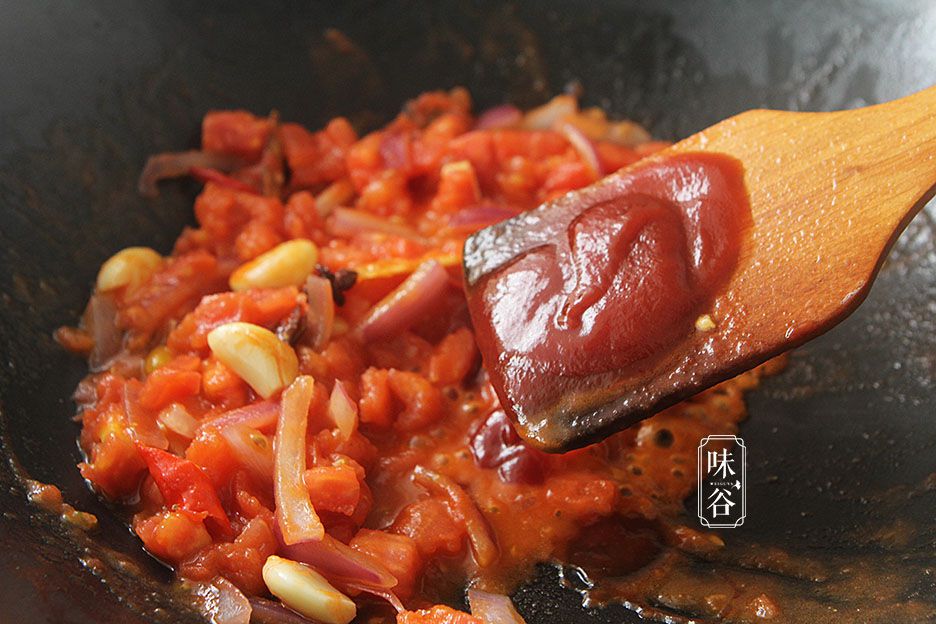 #味谷的厨房#秋季，我家这样吃火锅，成本不到50元，涮啥都香，连汤底都能喝