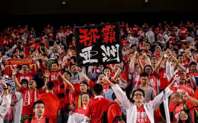 [蛋疼体育]输球就吐槽！日韩不愧是邦交，日本输球后挑恒大的刺