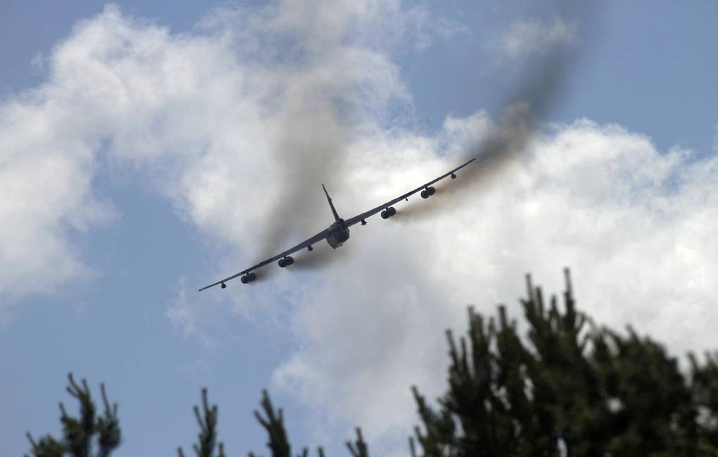 环球时报■美军被曝曾演练派B-52轰炸机向俄罗斯发射导弹