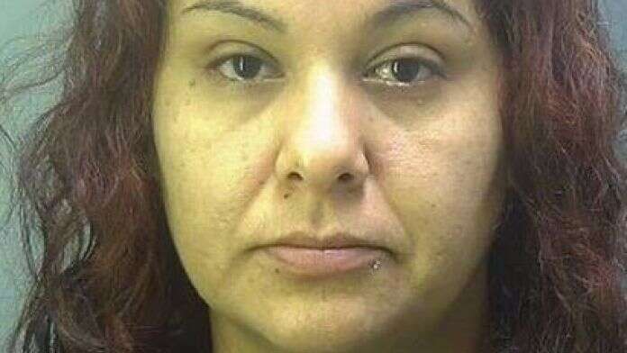 环球时报@美国一中学老师向学生贩毒被判有罪