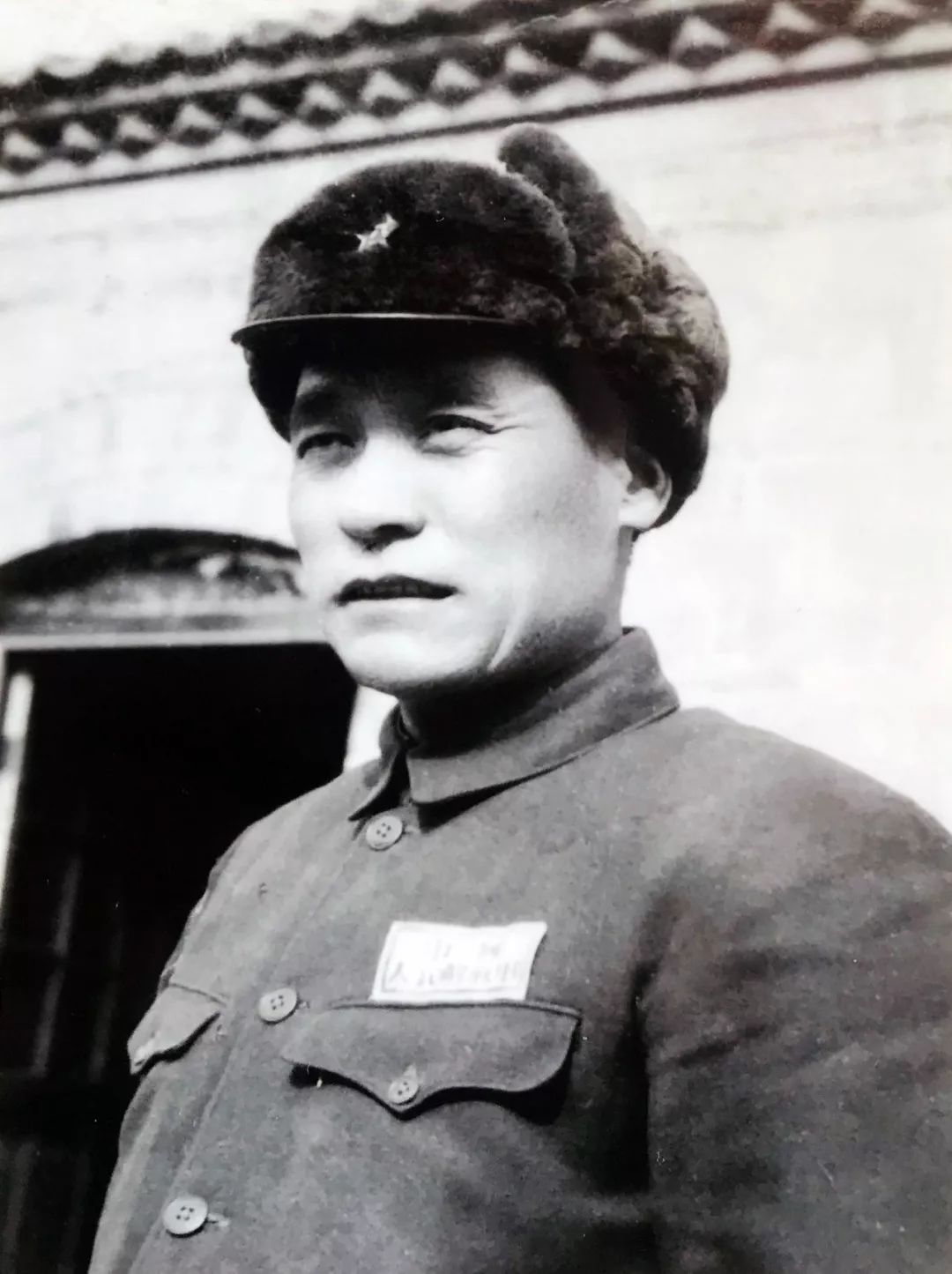 大白新闻@王光华少将打响反腐第一枪，其女王冀平曾看到民警暴力执法被气哭