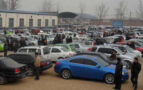 【中国质量万里行】汽车销量“拦腰斩”，是汽车成本太高，还是消费者没钱了？